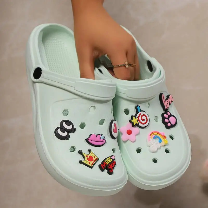 Clogs Platform Slippers Woman Shoes House Summer Sandals Casual Beach Fashion Footwear Indoor